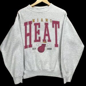 Miami Heat Basketball Sweatshirt Retro Style Miami Heat, S - 3XL
